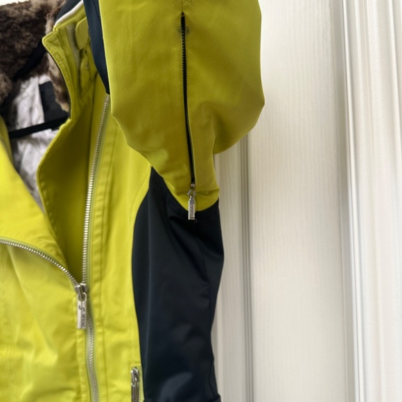 SPYDER WOMEN'S DUCHESS SKI JACKET - Picture 3 of 6